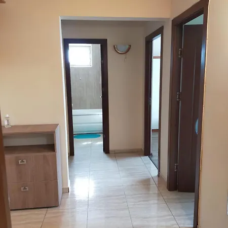Miha's Apartment Constanta